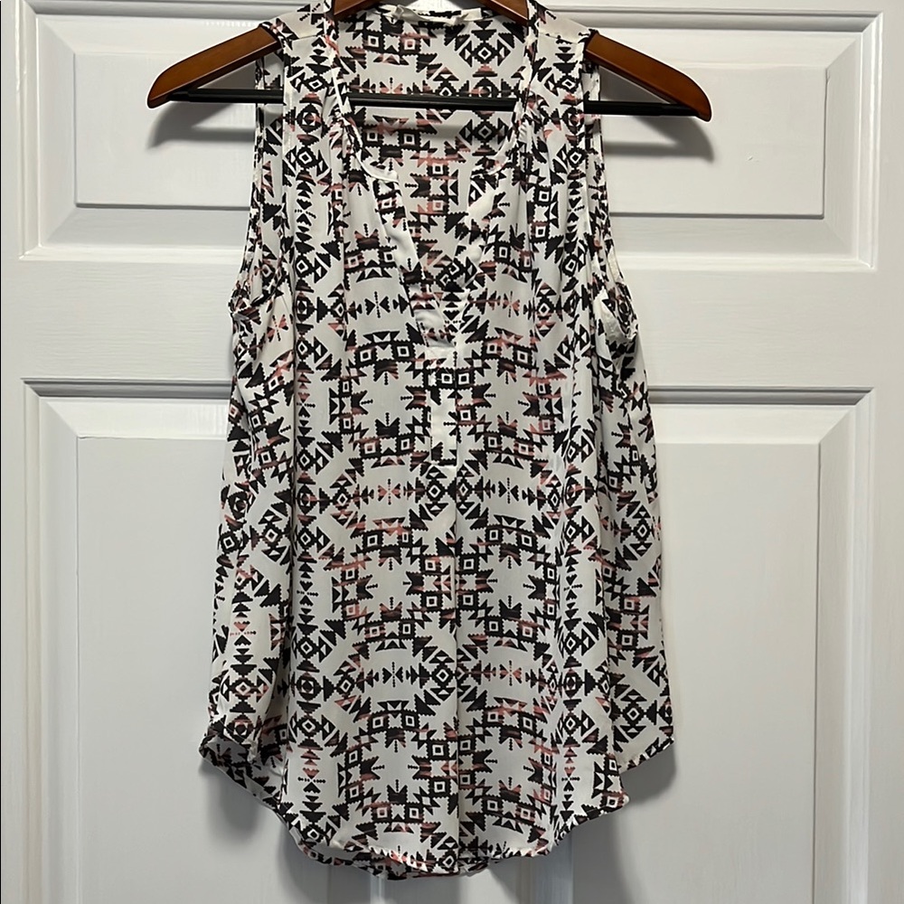 Aztec Print Sleeveless High Low Tank